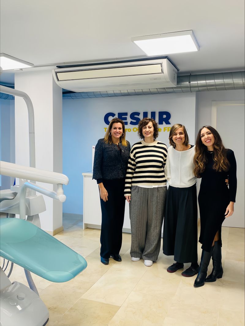 CESUR Mallorca y Dentistas Sobre Ruedas firman un acuerdo de colaboración