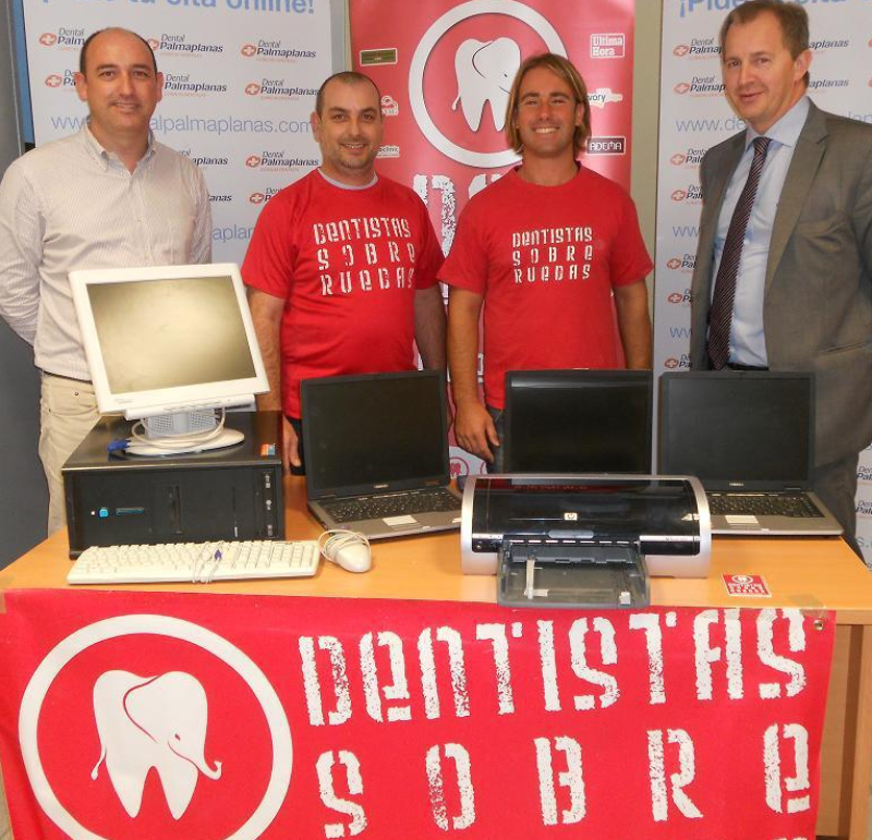 Donación de material informático de Dental Palmaplanas