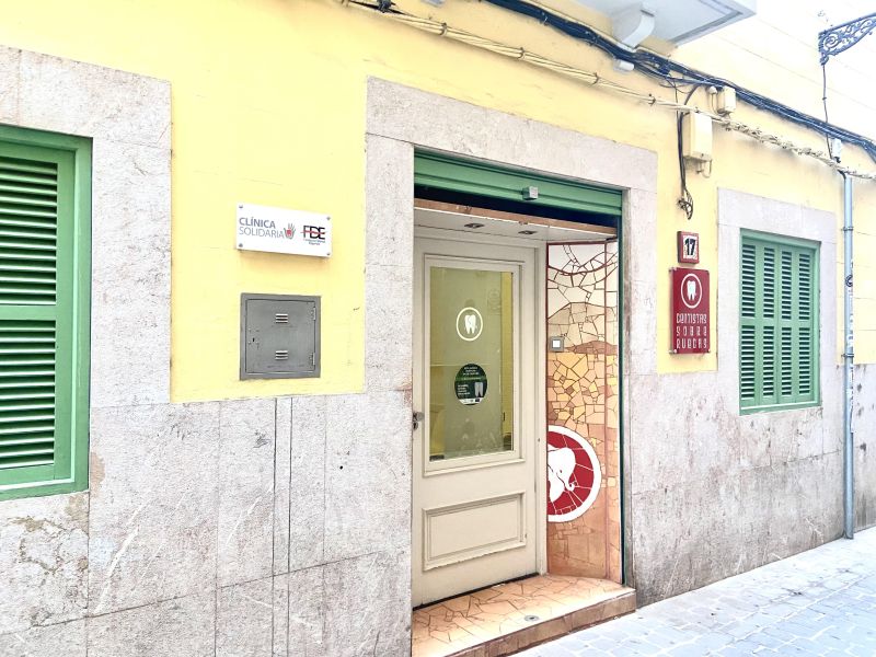 PROGRAMA D´ATENCIÓ BUCODENTAL A PERSONES USUÀRIES DE L´ÀREA DE BENESTAR SOCIAL DE L´AJUNTAMENT DE PALMA A CLÍNICA DENTAL SOLIDARIA COLOMA VIDAL