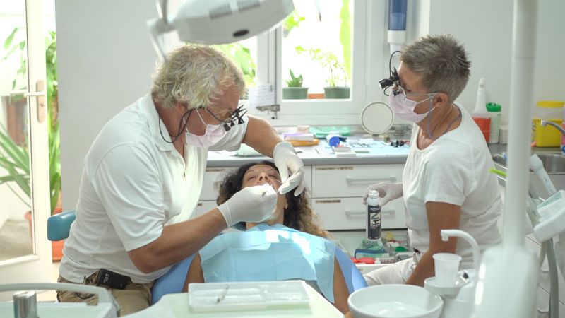 Casi 800 personas acceden a atención dental en 2025 gracias al proyecto local de la Clínica Dental Solidaria Coloma Vidal